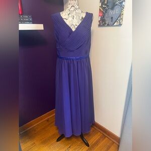 JJ’s House Sleeveless Gown NWT